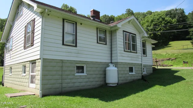$139,000 | 5428 Guest River Road, Norton, VA 24273