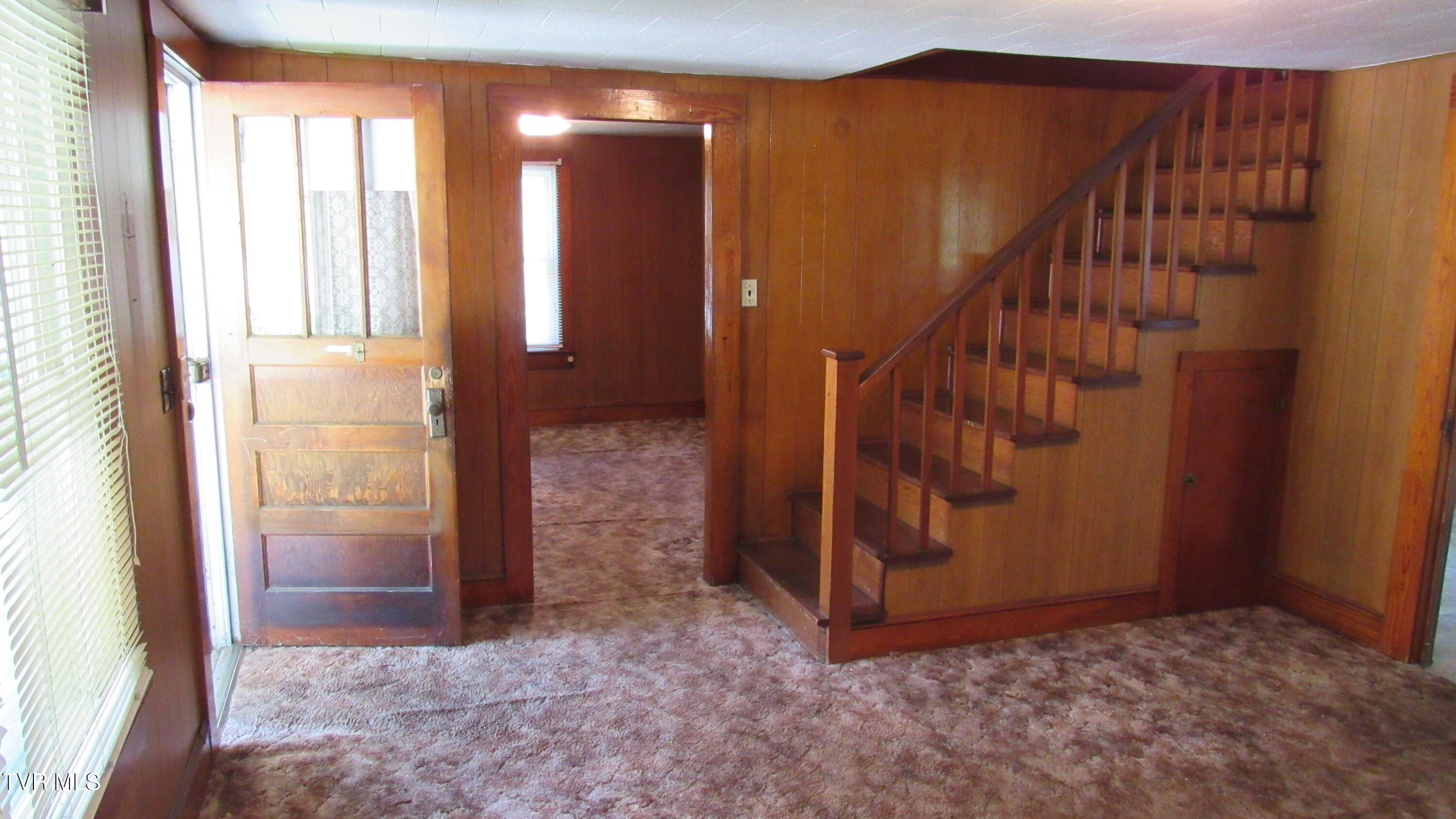 5428 Guest River Road Norton, VA 24273 - Photo 5 of 26 Entry Way