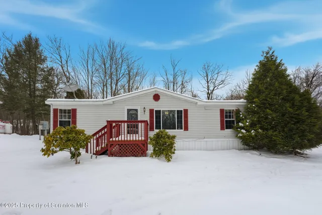 $119,000 | 141 Hollister Drive, Moscow, PA 18444