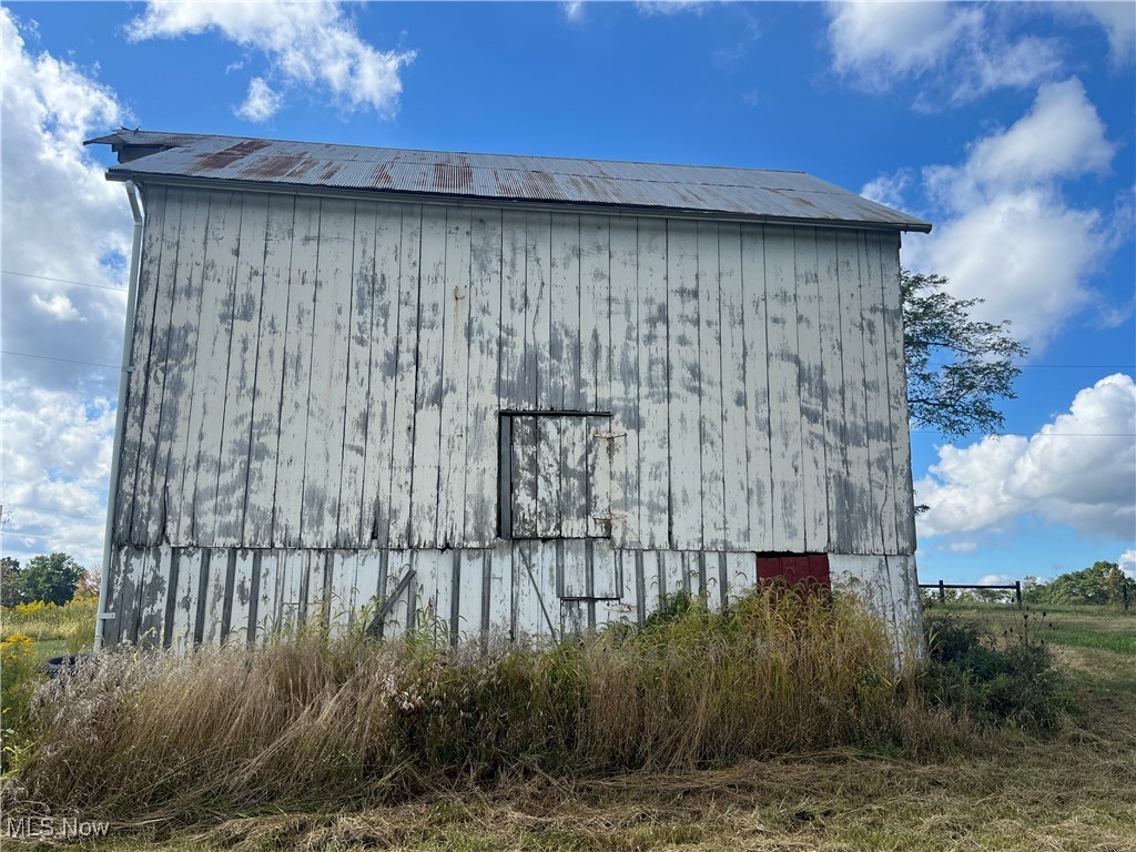 71330 Old Twenty One Road Kimbolton, OH 43749 - Photo 3 of 49