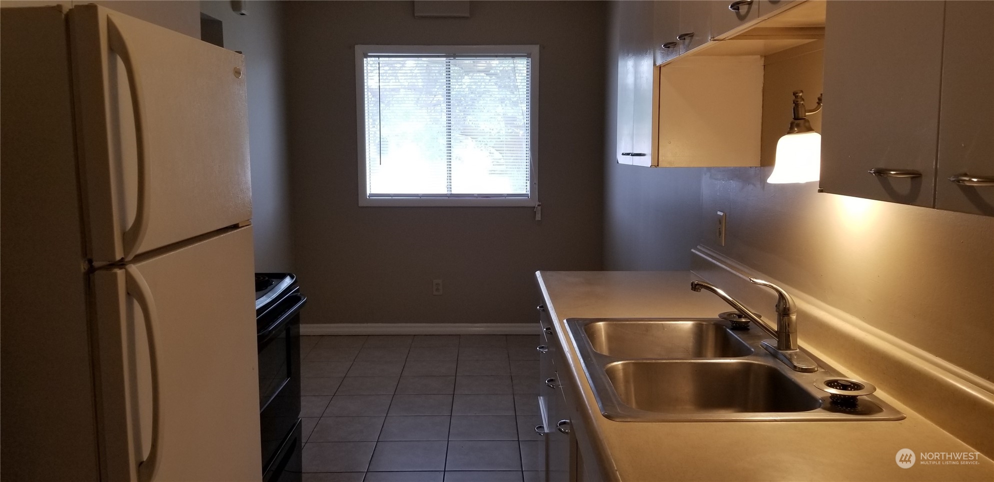 1233 Pershing Road Moses Lake, WA 98837 - Photo 5 of 10 Gallery Image 5