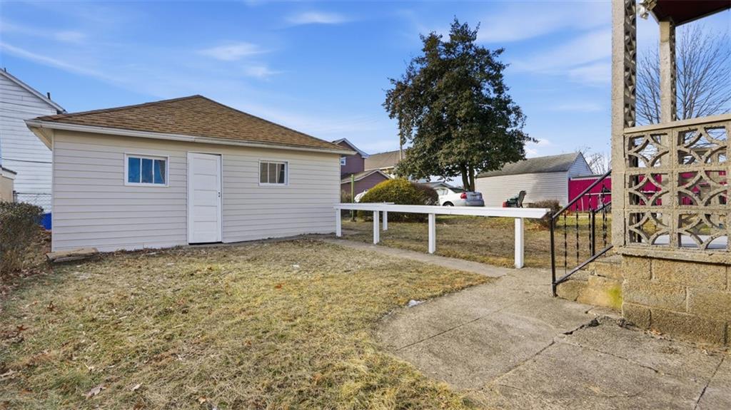 115 Locust Street Carnegie, PA 15106 - Photo 38 of 45