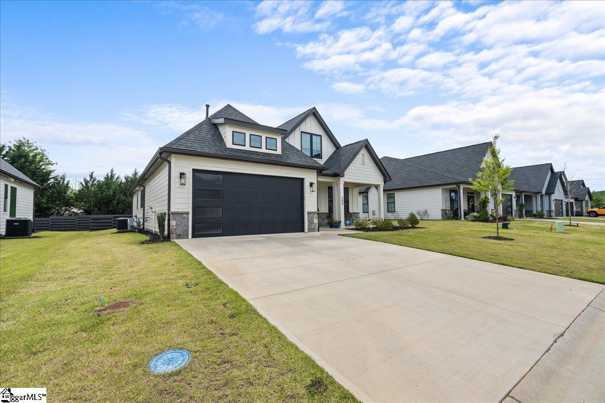 200 Pleasant Brook Road Simpsonville, SC 29680 - Photo 2 of 33 Gallery Image 2
