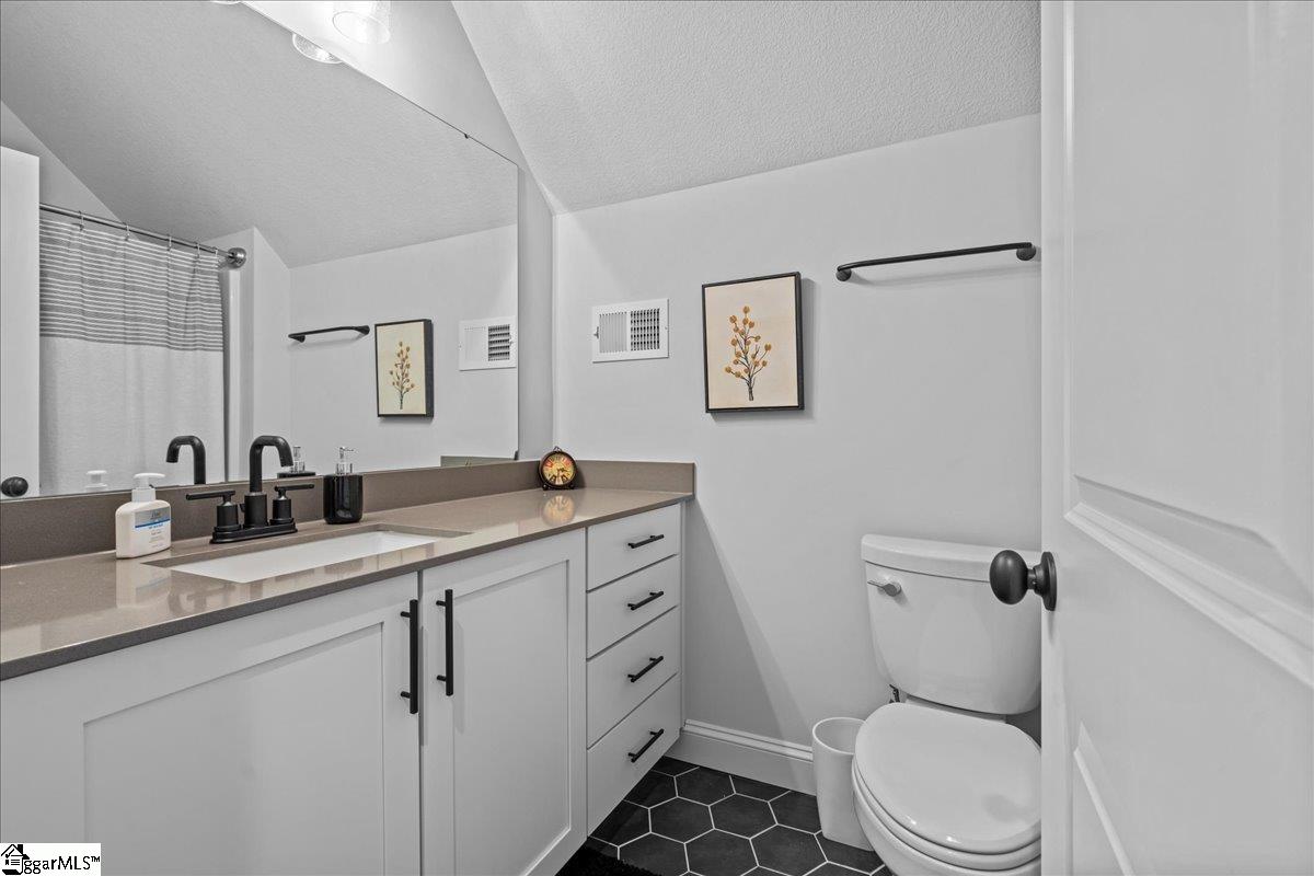 200 Pleasant Brook Road Simpsonville, SC 29680 - Photo 24 of 33 Gallery Image 24