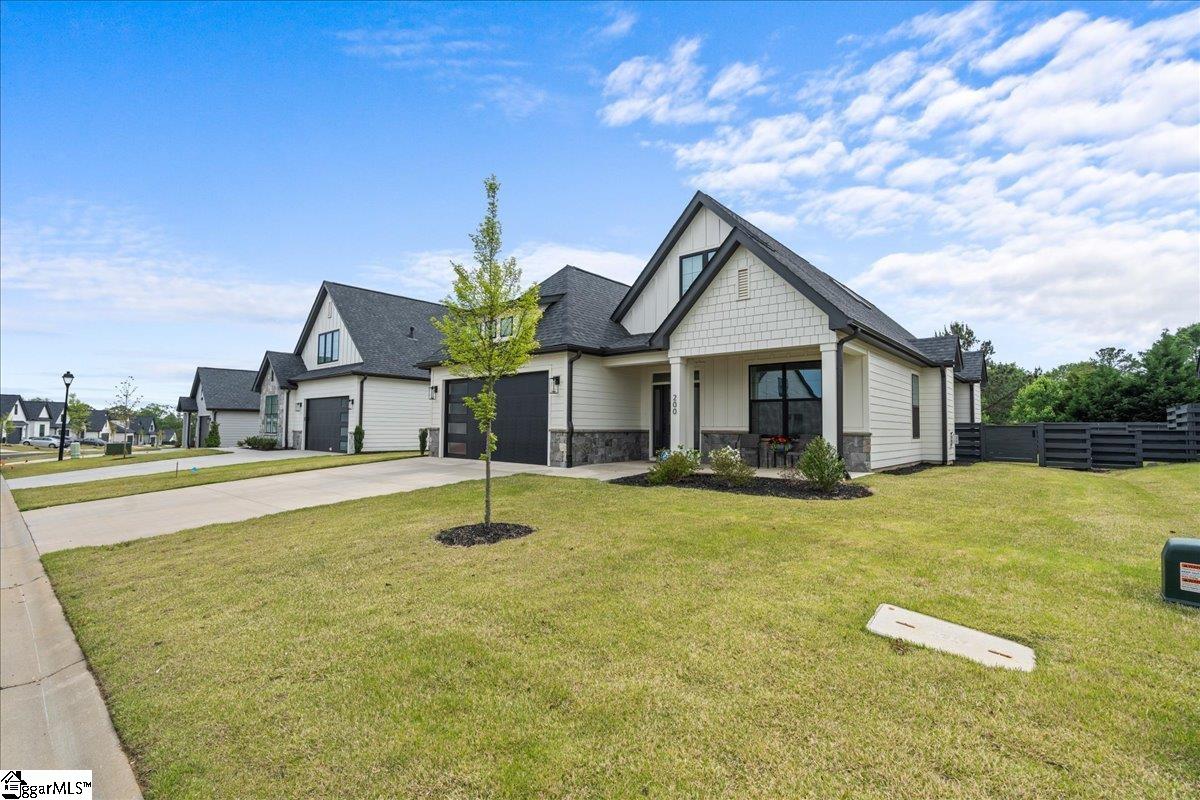 200 Pleasant Brook Road Simpsonville, SC 29680 - Photo 3 of 33 Gallery Image 3