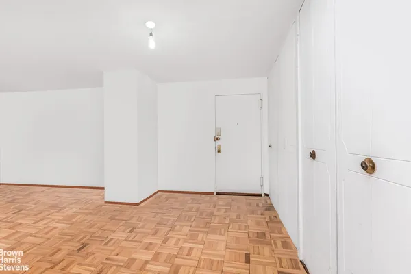 $260,000 | 3333 Henry Hudson Parkway, Unit 2L | Riverdale