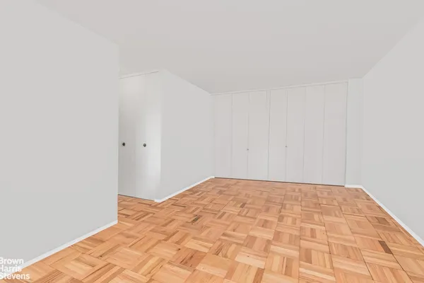 $260,000 | 3333 Henry Hudson Parkway, Unit 2L | Riverdale