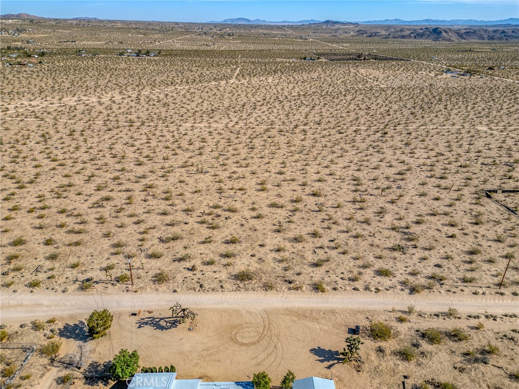 62725 2 Mile Road Joshua Tree, CA 92252 - Photo 6 of 63 Gallery Image 6
