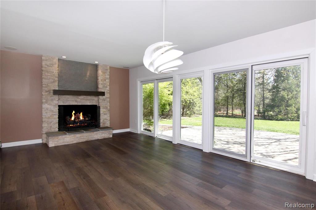 234 Shagbark Drive Rochester Hills, MI 48309 - Photo 3 of 32