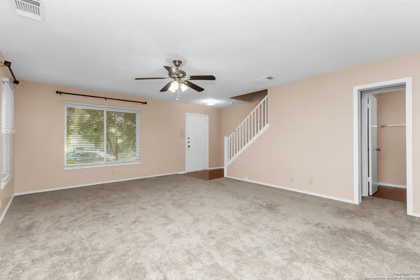 $1,999 | 6161 Border Trail Drive, San Antonio, TX 78240