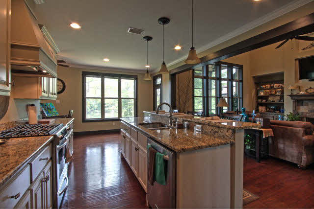 7696 Lake Boulevard Daphne, AL 36527 - Photo 10 of 33 kitchen