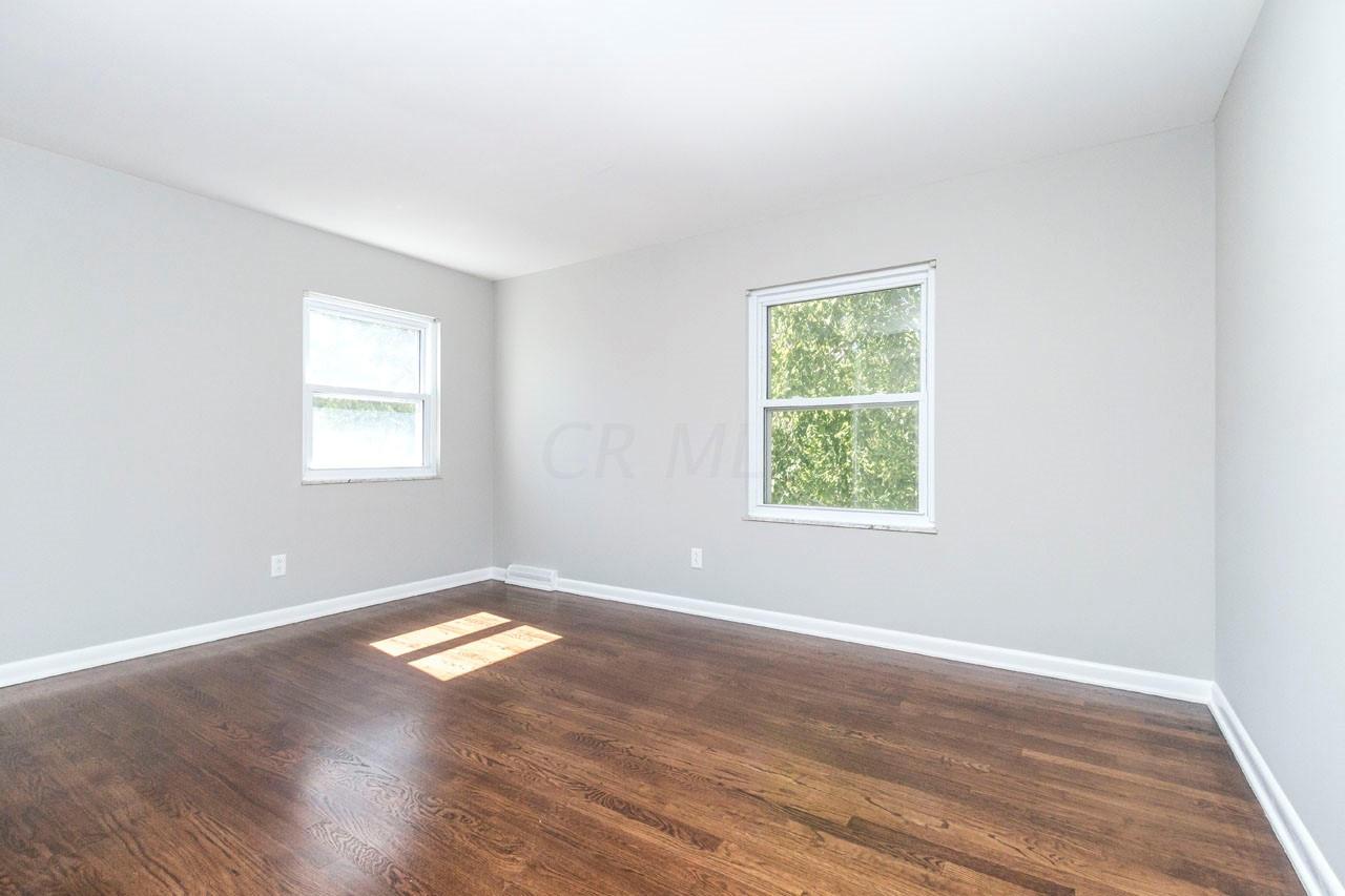 1248 Castleton Road North Columbus, OH 43220 - Photo 27 of 38 Gallery Image 27
