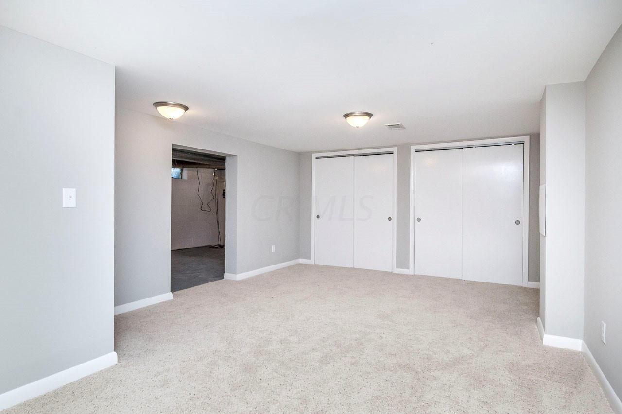 1248 Castleton Road North Columbus, OH 43220 - Photo 33 of 38 Gallery Image 33