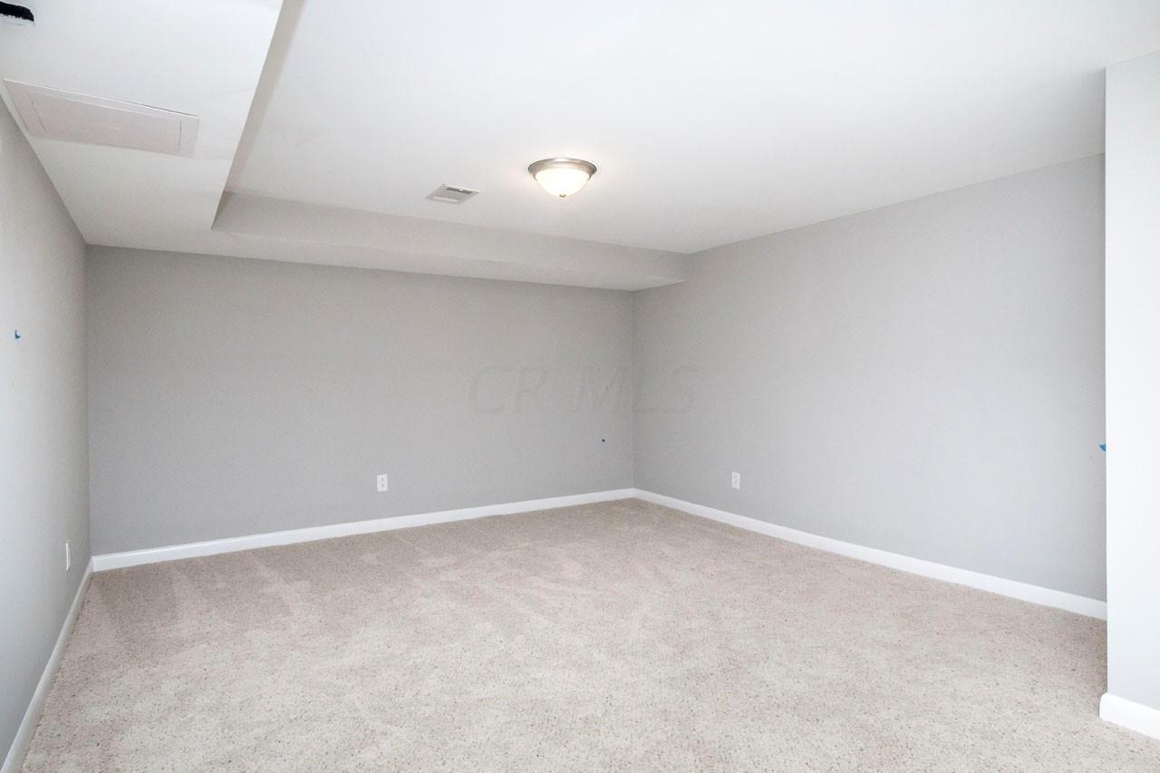 1248 Castleton Road North Columbus, OH 43220 - Photo 34 of 38 Gallery Image 34