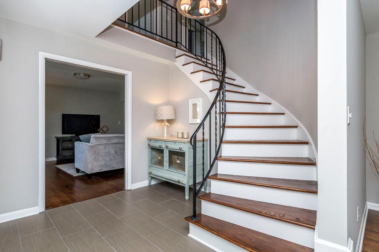 1248 Castleton Road North Columbus, OH 43220 - Photo 5 of 38 Gallery Image 5