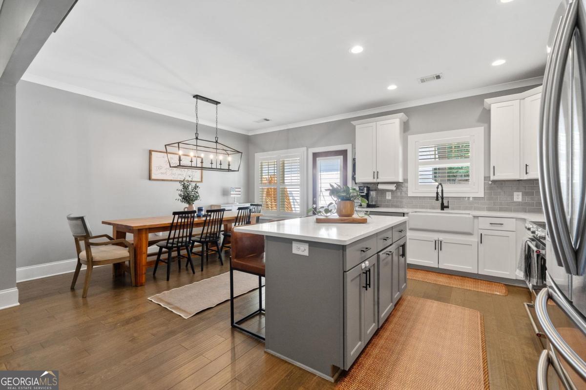 757 Markhams Drive Madison, GA 30650 - Photo 25 of 46 a kitchen with lots of counter top space