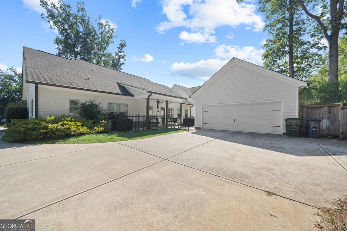 757 Markhams Drive Madison, GA 30650 - Photo 46 of 46 a view of garage and utility area