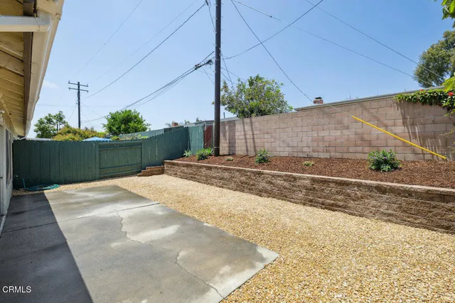 $637,000 | 525 West Santa Barbara Street, Santa Paula, CA 93060