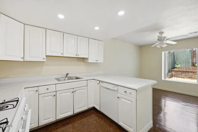 $637,000 | 525 West Santa Barbara Street, Santa Paula, CA 93060