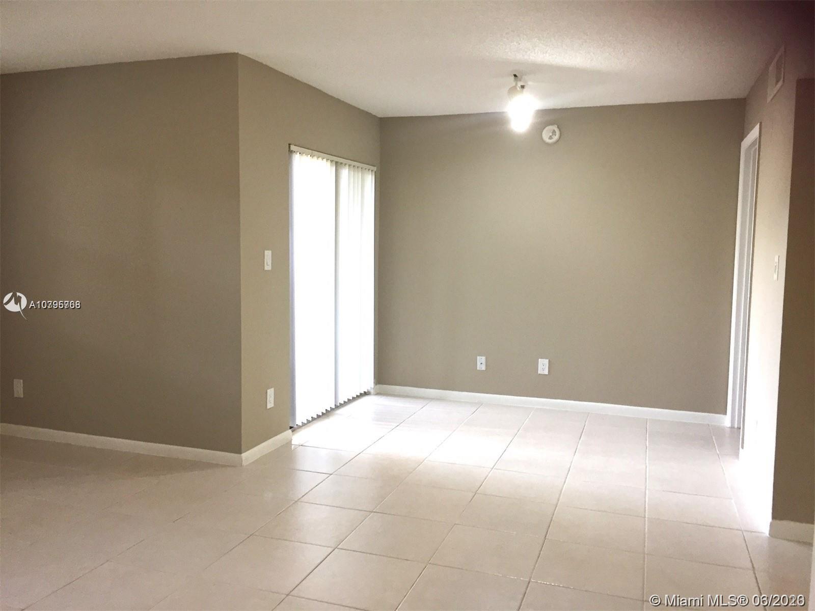 630 South Park Road, Unit 183 Hollywood, FL 33021 - Photo 4 of 14