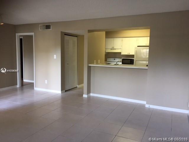 630 South Park Road, Unit 183 Hollywood, FL 33021 - Photo 7 of 14
