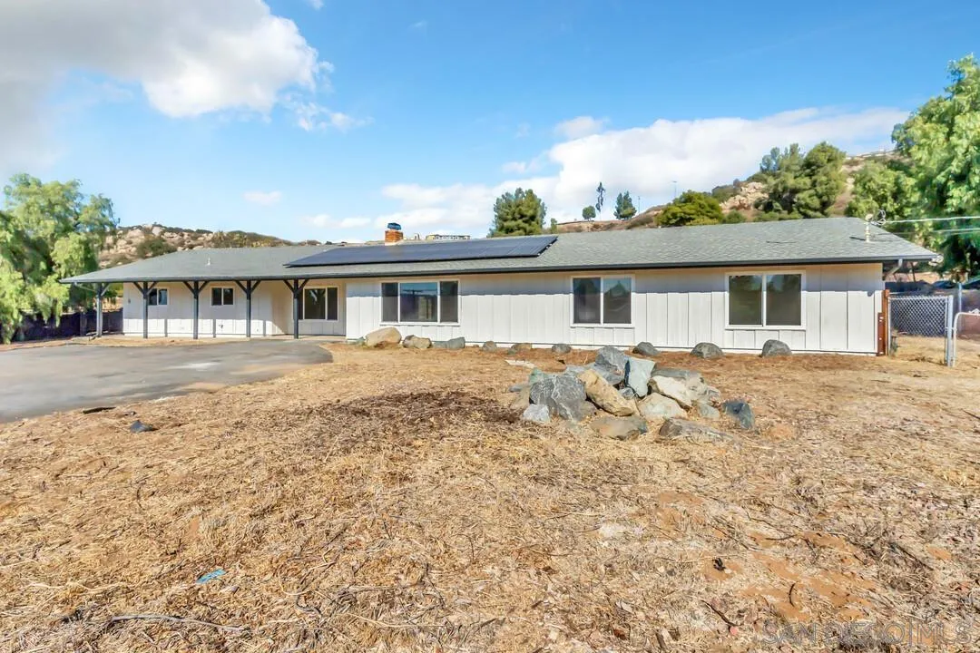 13238 Mapleview Street Lakeside, CA 92040 - Photo 3 of 45 Gallery Image 3