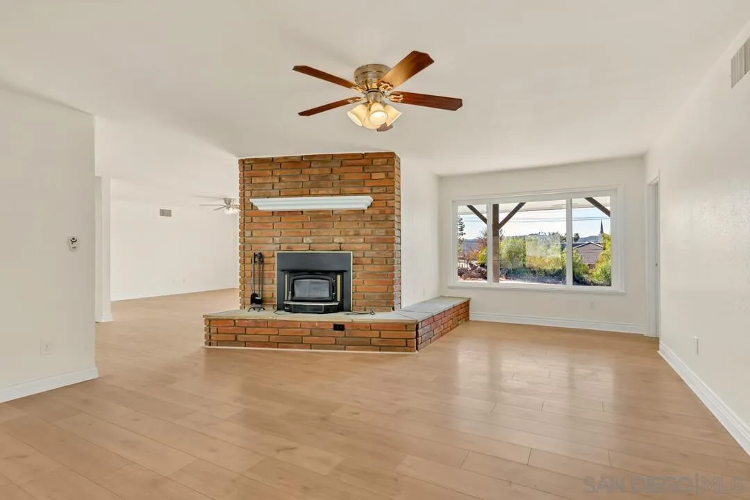 13238 Mapleview Street Lakeside, CA 92040 - Photo 31 of 45 Gallery Image 31