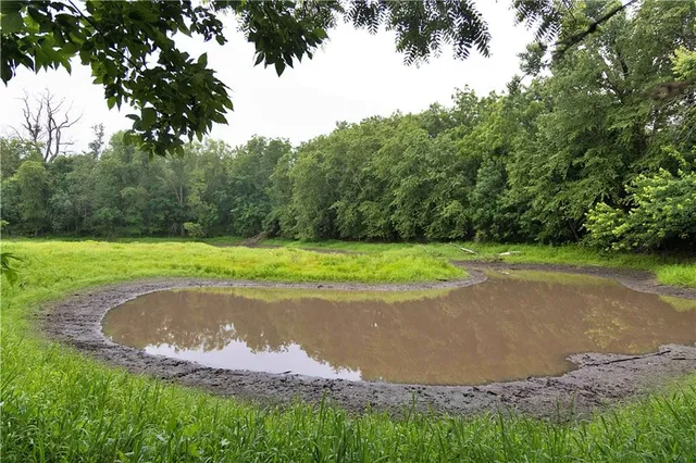 $300,000 | 510 Northwest 100th Street, Spickard, MO 64679