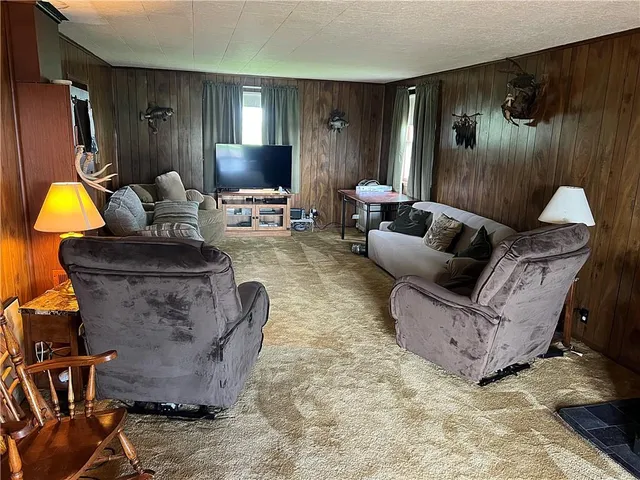 $300,000 | 510 Northwest 100th Street, Spickard, MO 64679