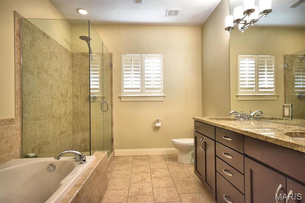 6451 Clayton Road, Unit 303 St. Louis, MO 63117 - Photo 13 of 18