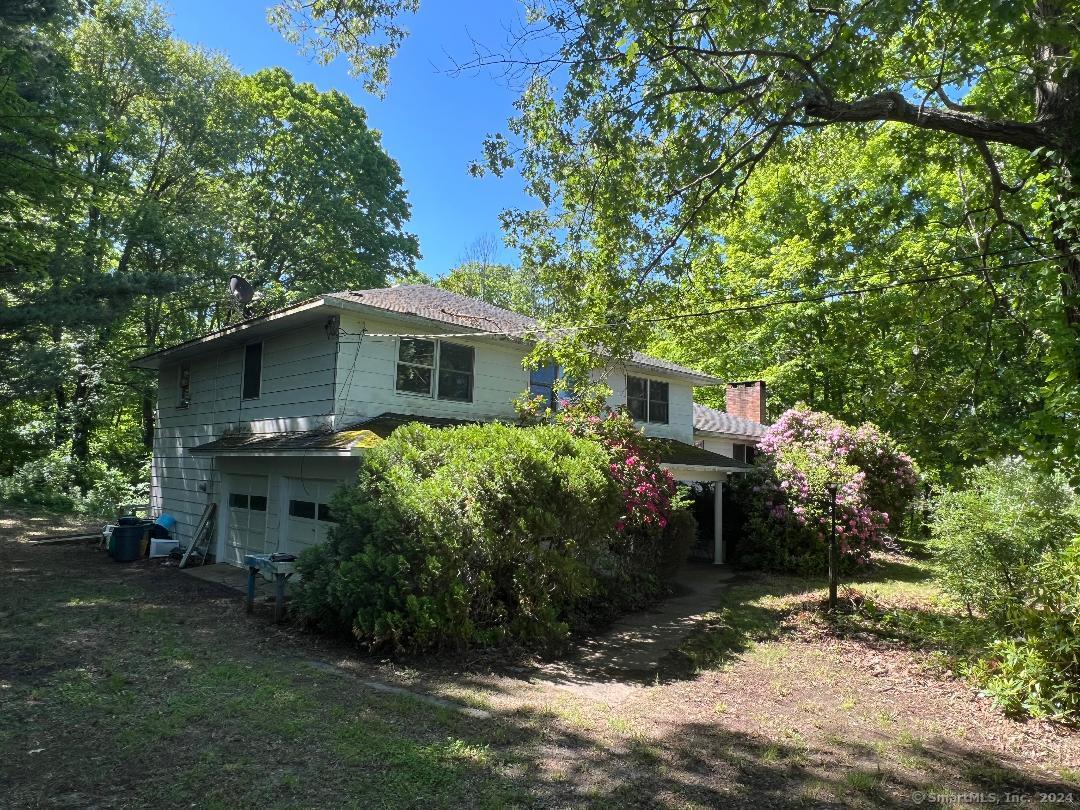 17 Norwich Road Salem, CT 06420 - Photo 1 of 1