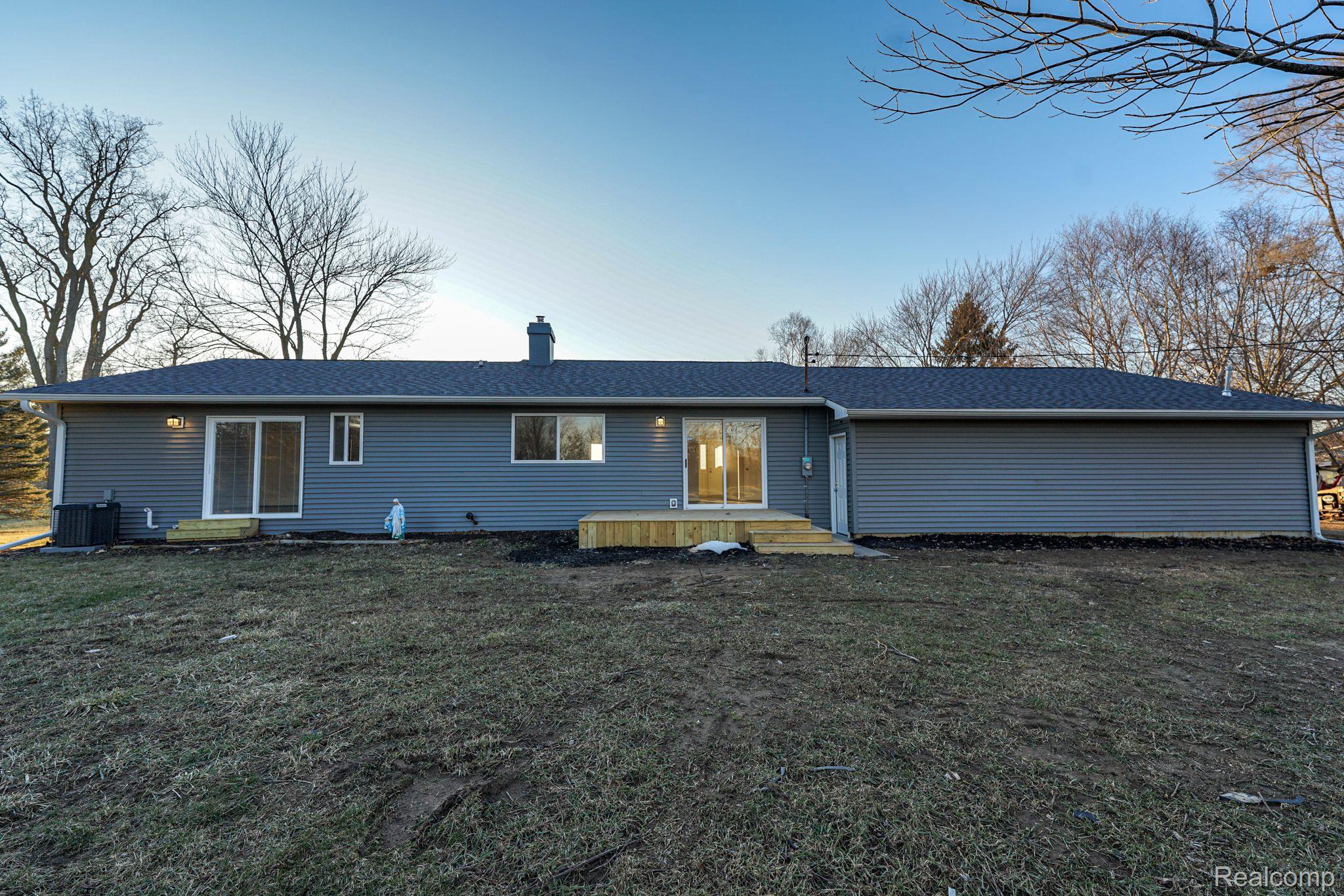 6052 North Seymour Road Owosso, MI 48867 - Photo 25 of 26 Gallery Image 25