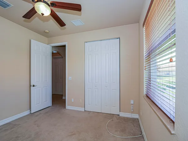 $2,900 | 5561 57th Way, Vero Beach, FL 32967