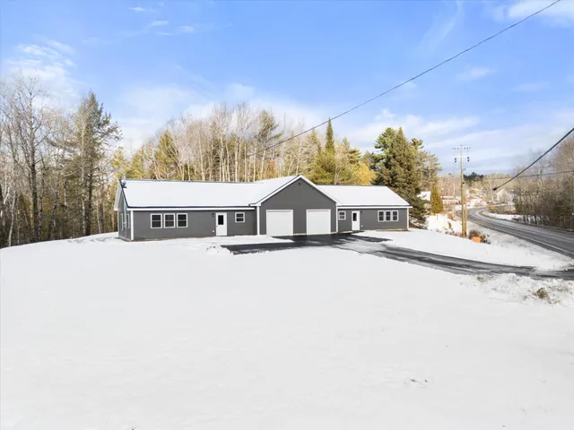 $549,900 | 37 Lower Dedham Road, Holden, ME 04429