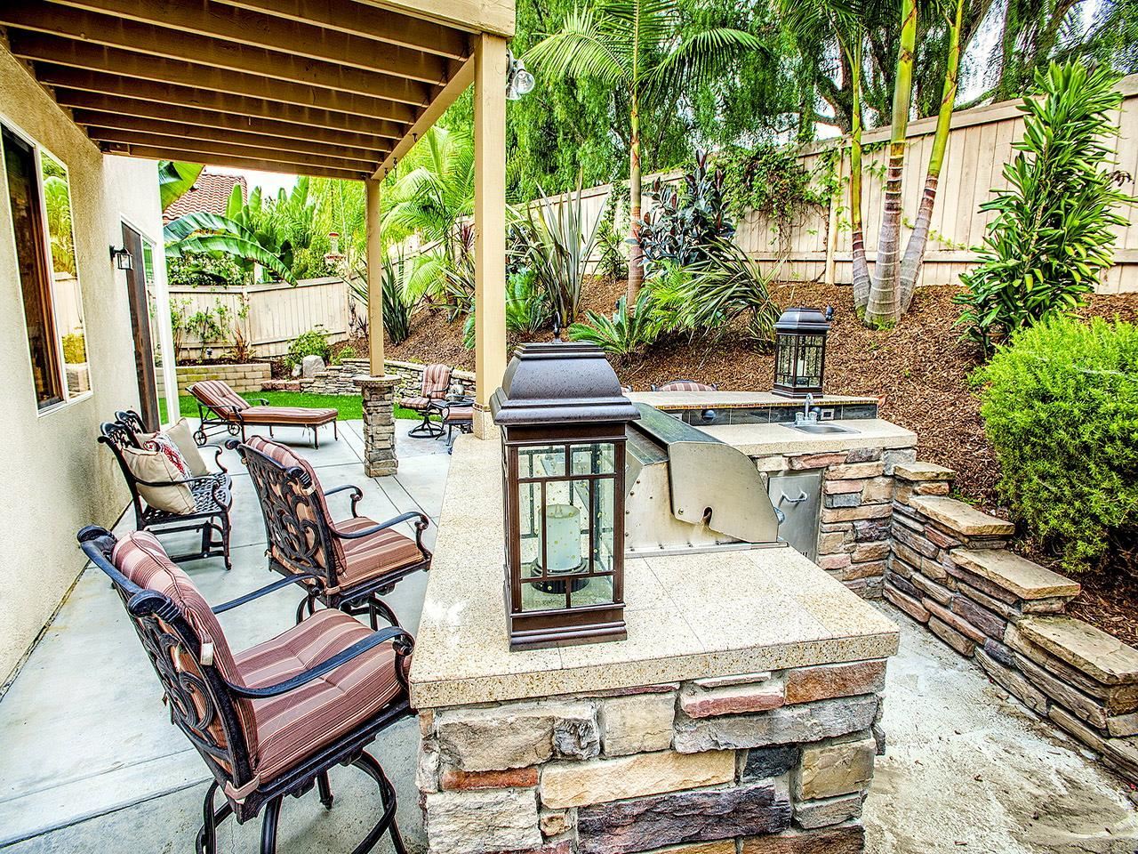 1178 Mariposa Road Carlsbad, CA 92011 - Photo 13 of 25