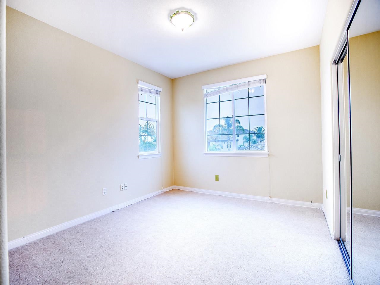 1178 Mariposa Road Carlsbad, CA 92011 - Photo 21 of 25