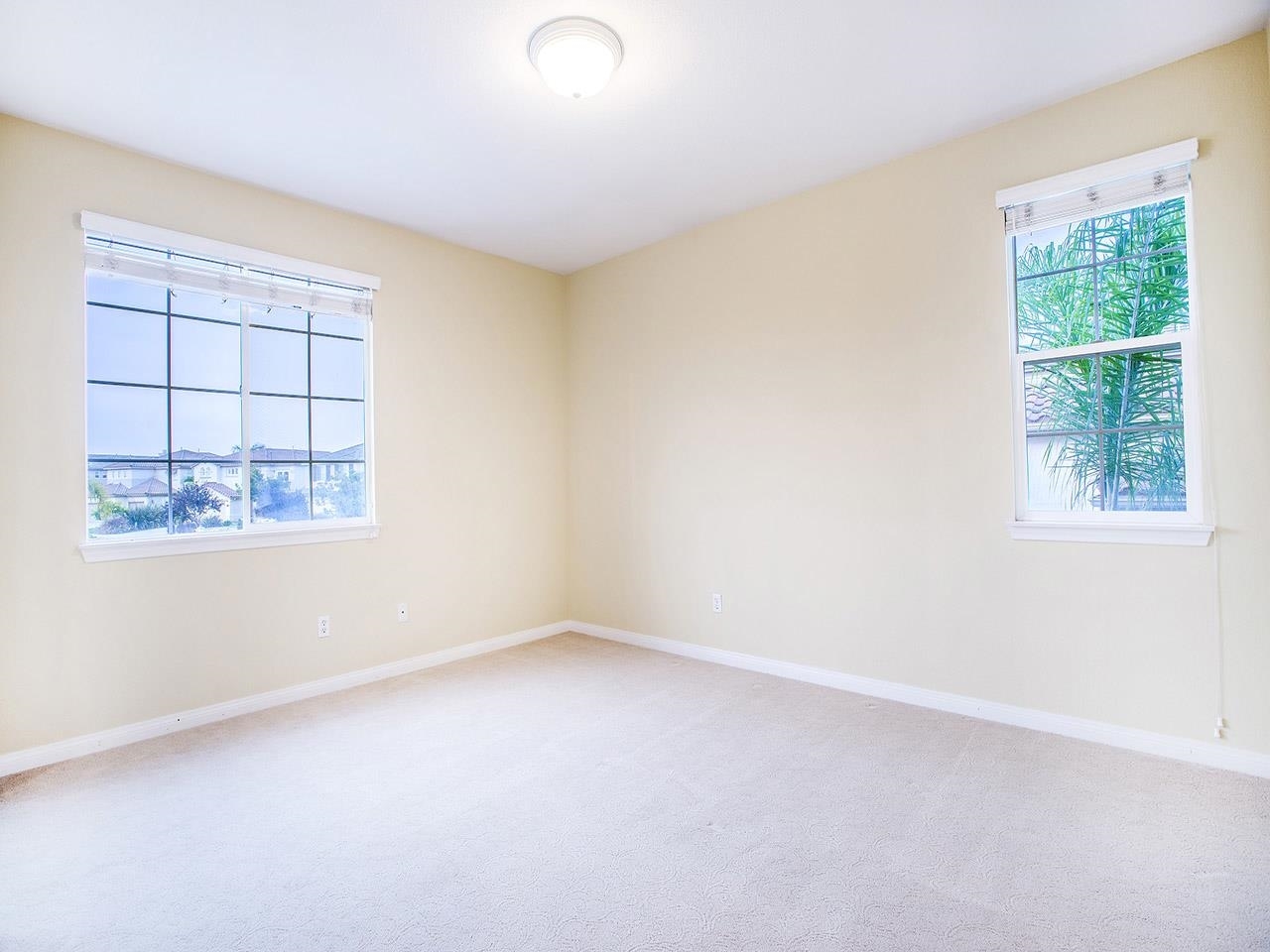 1178 Mariposa Road Carlsbad, CA 92011 - Photo 23 of 25