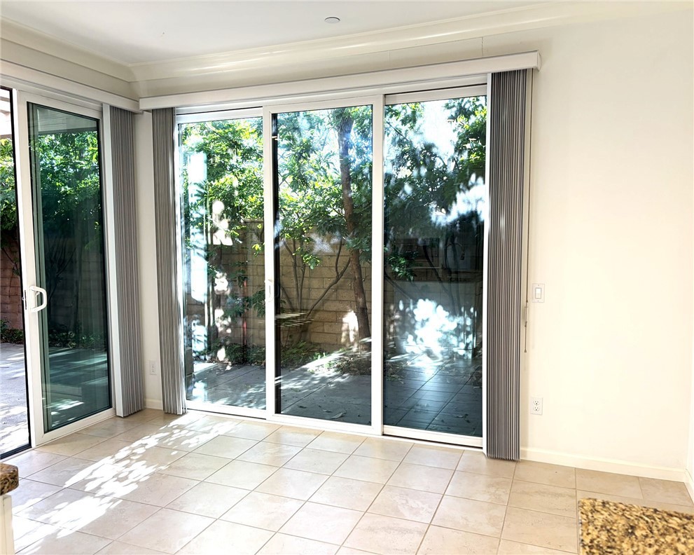 178 Working Ranch Irvine, CA 92602 - Photo 7 of 42 a view of livingroom with furniture