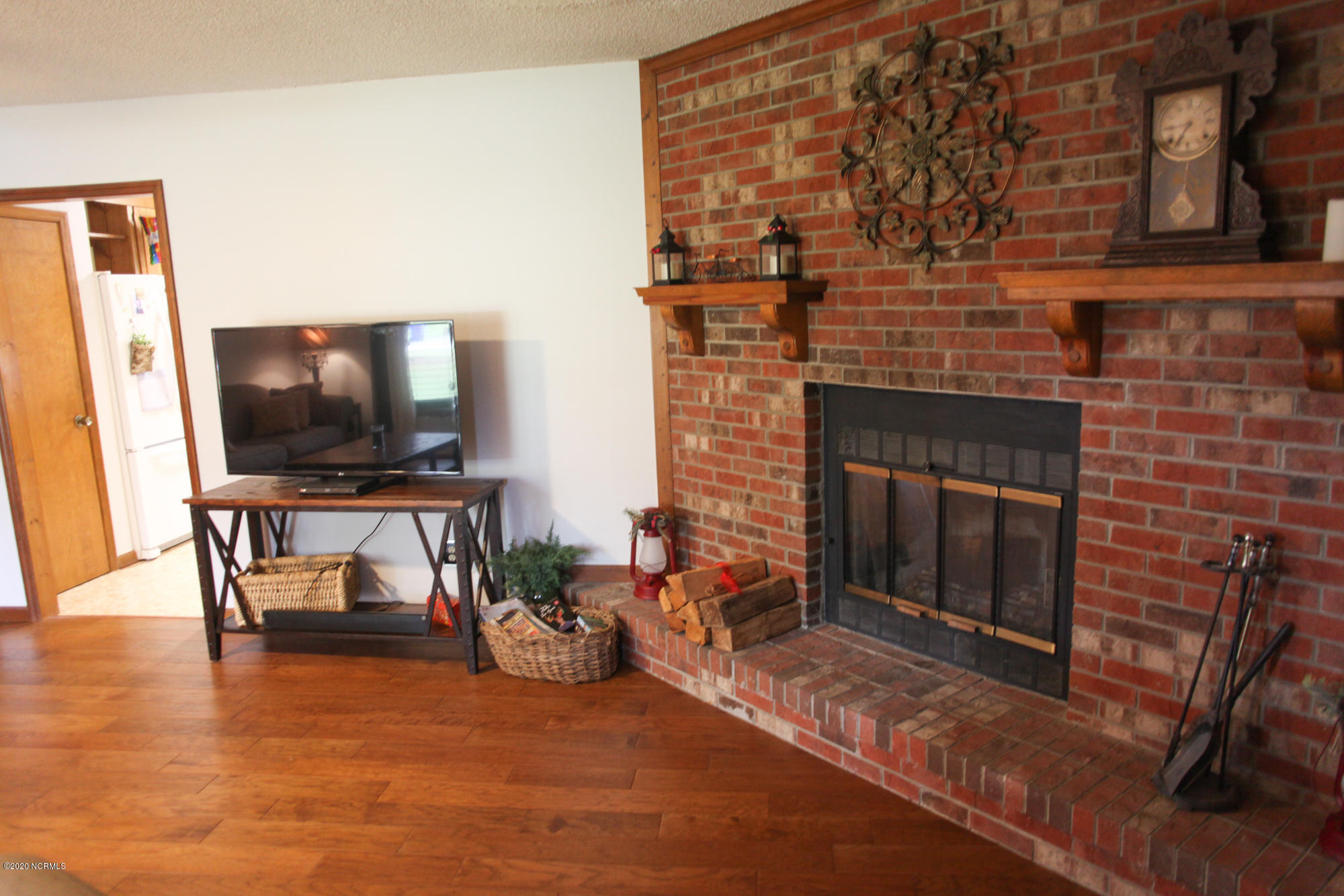 811 Sanders Road Southport, NC 28461 - Photo 7 of 34 IMG_4457