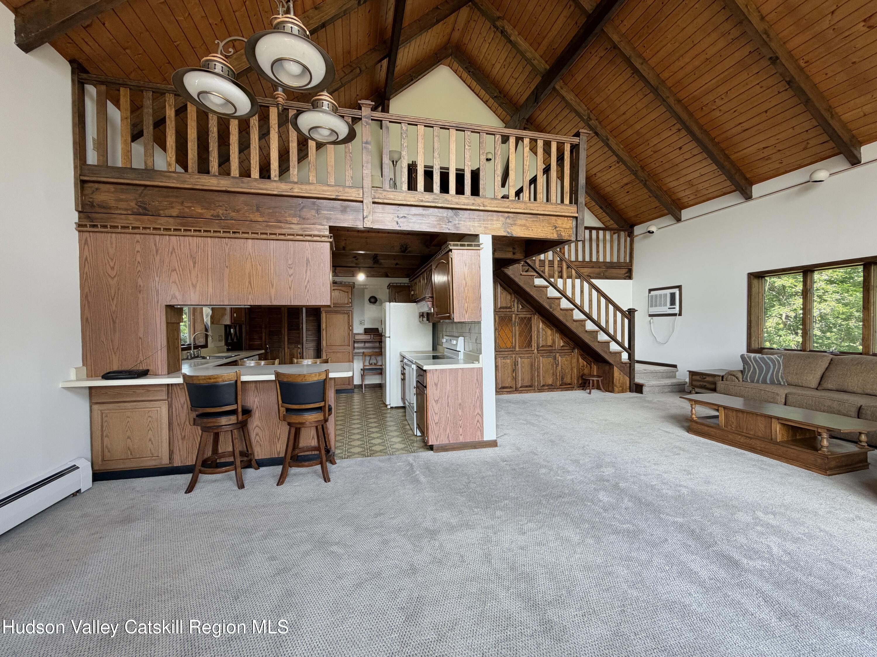 21 Coons Road Claverack, NY 12534 - Photo 4 of 34 IMG_1063