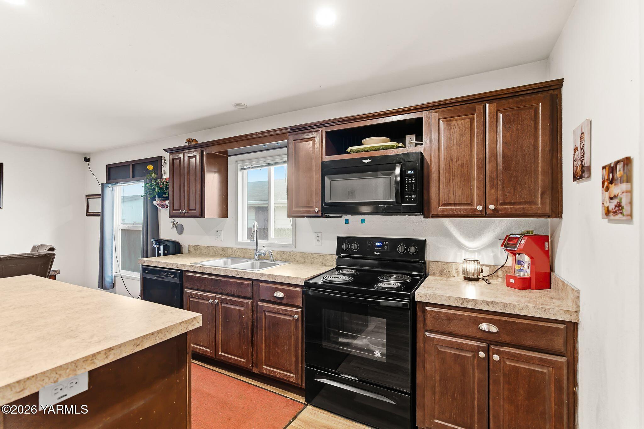 2802 South 5th Avenue, Unit 33 Union Gap, WA 98903 - Photo 11 of 20 2802 S 5th Ave Lot 33-11