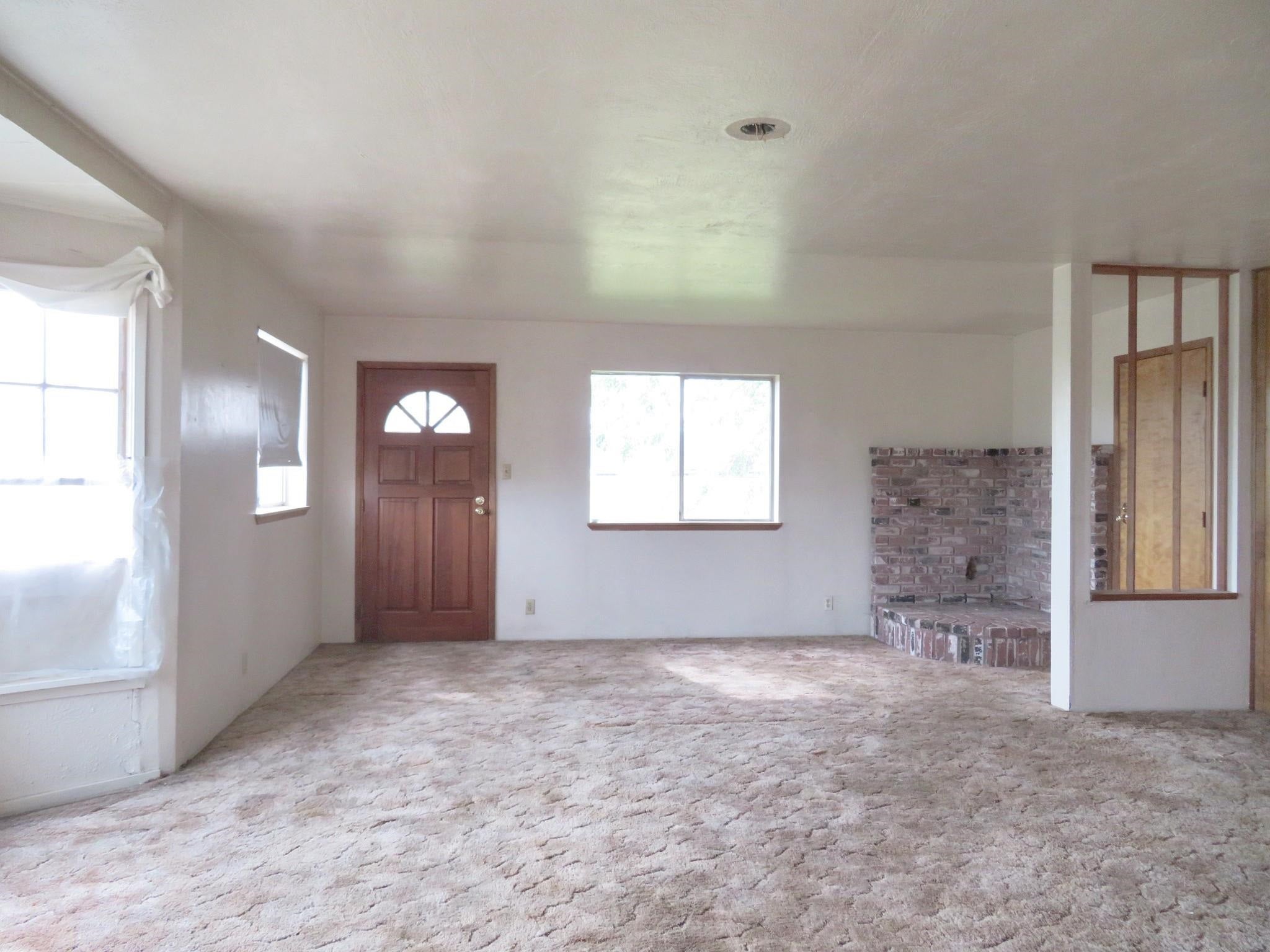 1634 Ager Road Montague, CA 96064 - Photo 4 of 7 Gallery Image 4