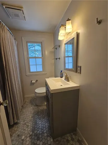 $2,385 | 940 South Grosvenor Road, Brighton, NY 14618