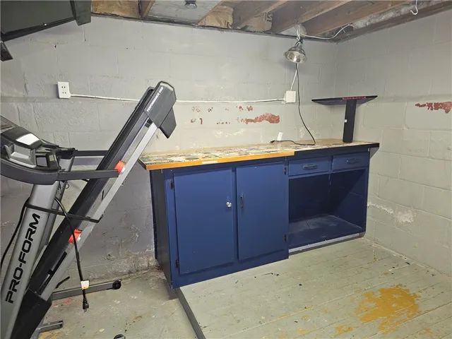 $2,385 | 940 South Grosvenor Road, Brighton, NY 14618