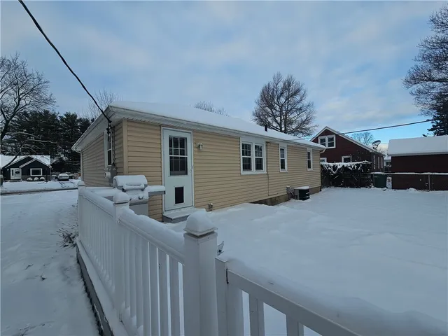 $2,385 | 940 South Grosvenor Road, Brighton, NY 14618