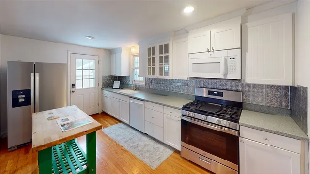 $2,385 | 940 South Grosvenor Road, Brighton, NY 14618