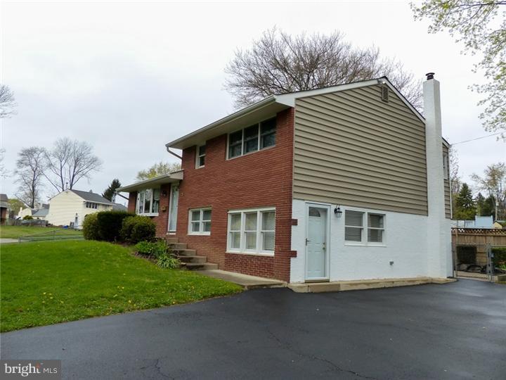 330 Rumpf Avenue Penndel, PA 19047 - Photo 2 of 18 Gallery Image 2