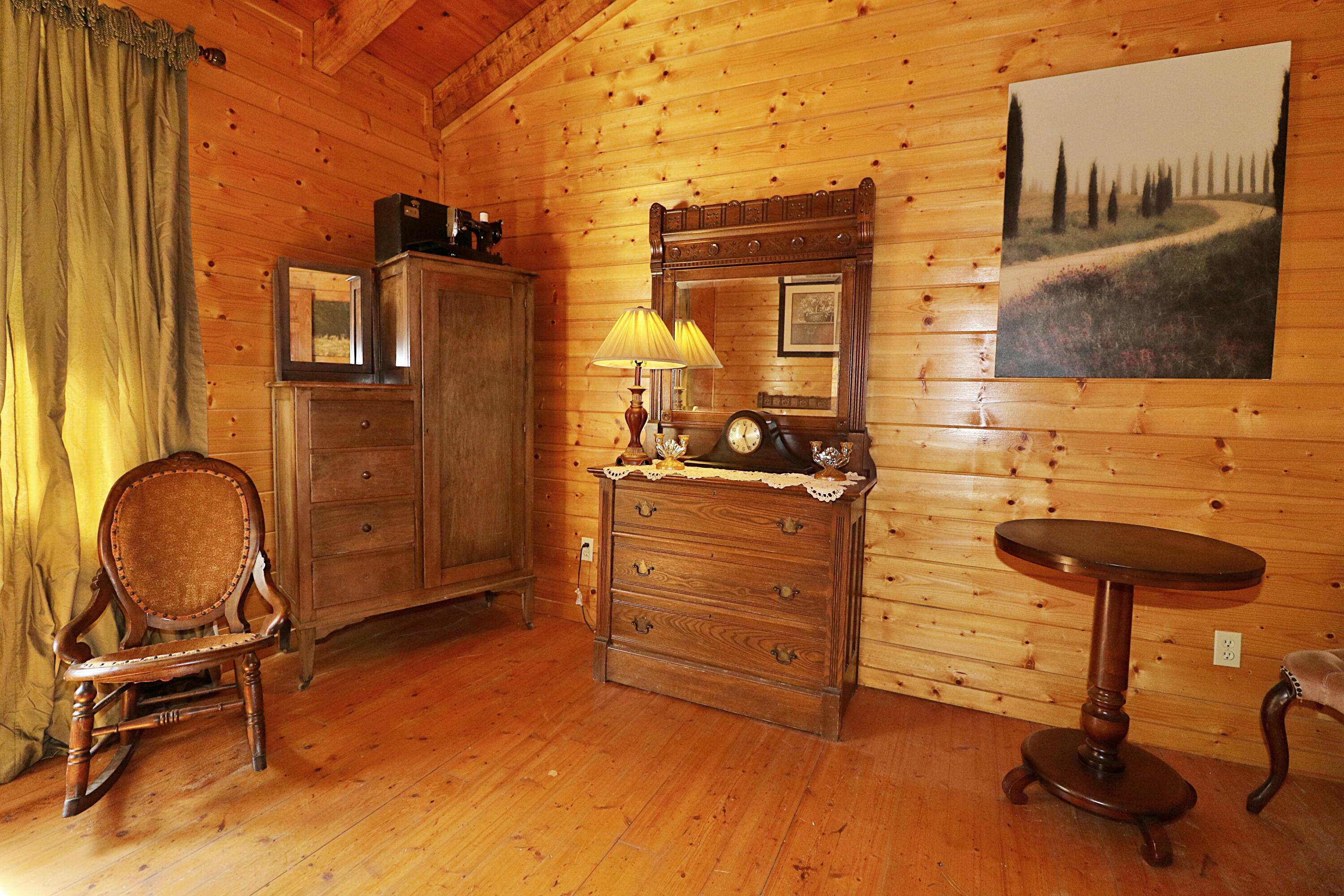 565 John J Smith Road Oneida, TN 37841 - Photo 15 of 35 094A6948