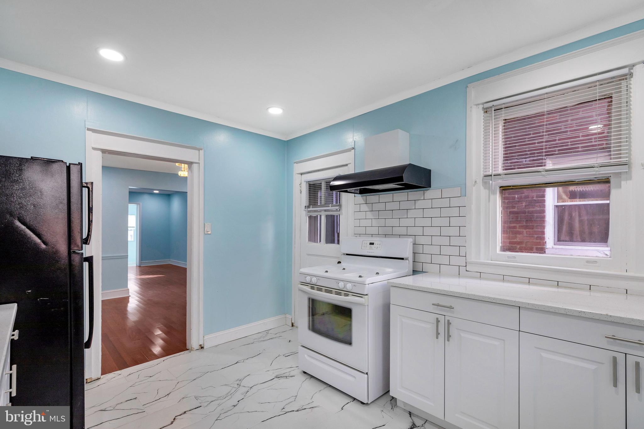 343 Huntley Road Upper Darby, PA 19082 - Photo 9 of 27