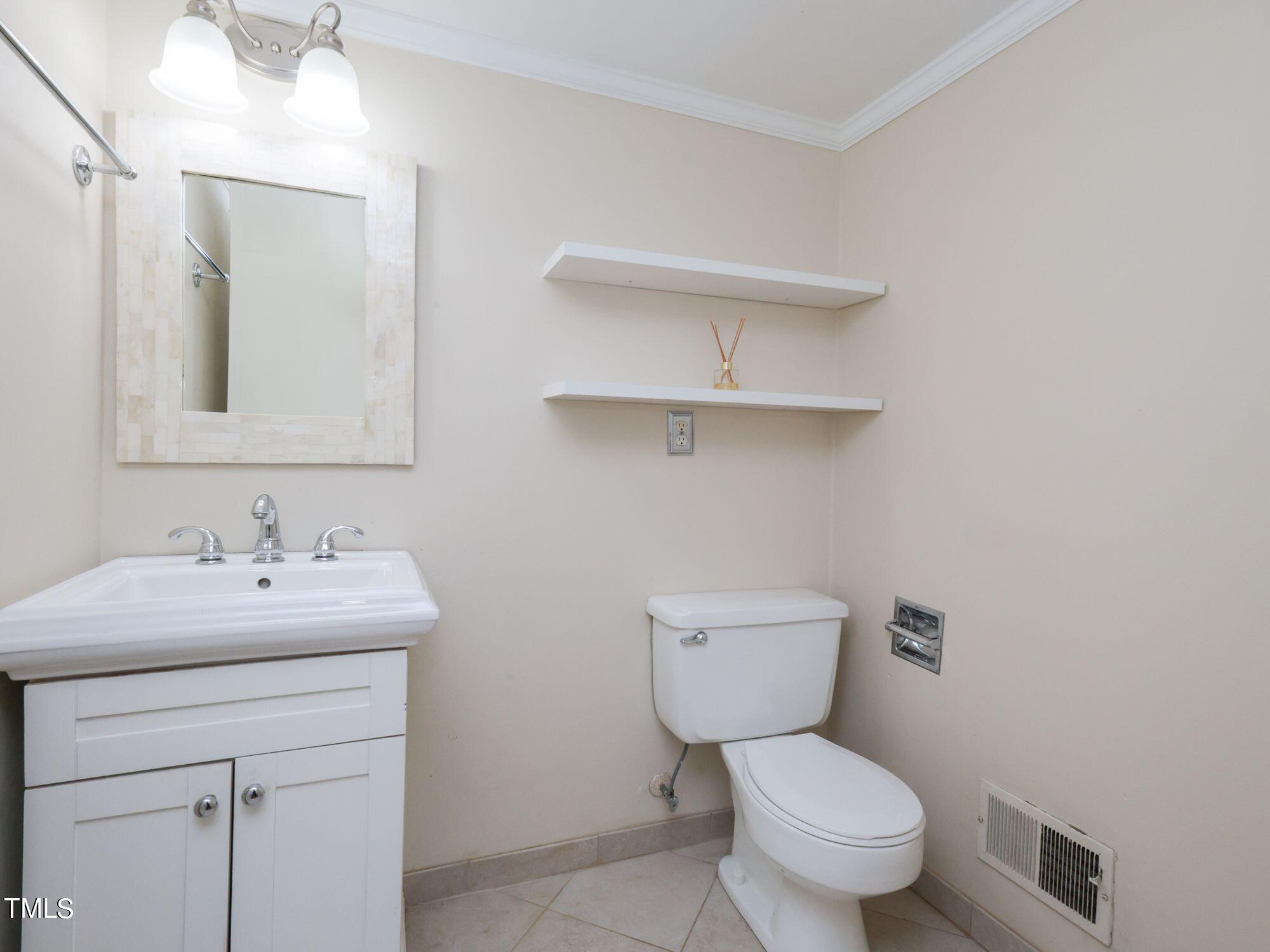 529 Harvard Street Raleigh, NC 27609 - Photo 36 of 48 H41